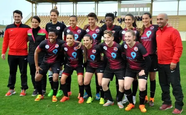 Manavgat'ta Kadınlar Futbol Turnuvası Manavgat'ta Kadınlar Futbol Turnuvası