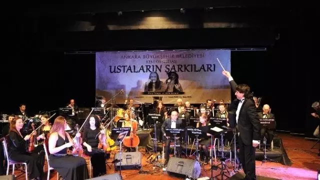Ankara Büyükşehir'den Ustalara 'Vefa' Konseri Ankara Büyükşehir'den Ustalara 'Vefa' Konseri