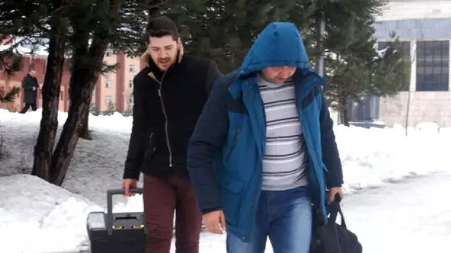Bolu'da Akademisyenlere Operasyon: 5 Gözaltı Bolu'da Akademisyenlere Operasyon: 5 Gözaltı