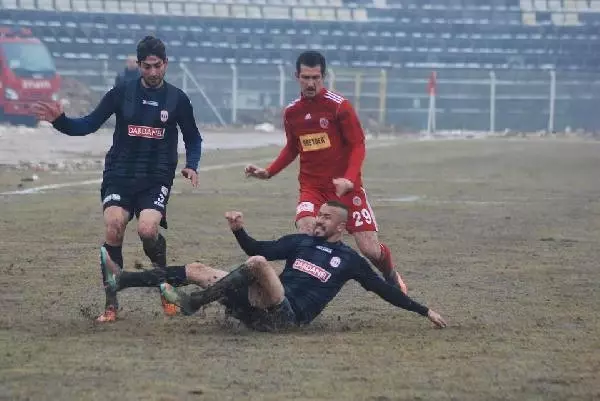 Çorum Belediyespor-Dardanelspor: 2-1 Çorum Belediyespor-Dardanelspor: 2-1