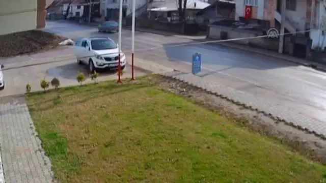 Kaza Anı Güvenlik Kamerasına Yansıdı