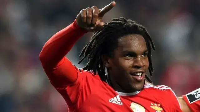 Yeni Ronaldinho Manu'ya Yeni Ronaldinho Manu'ya