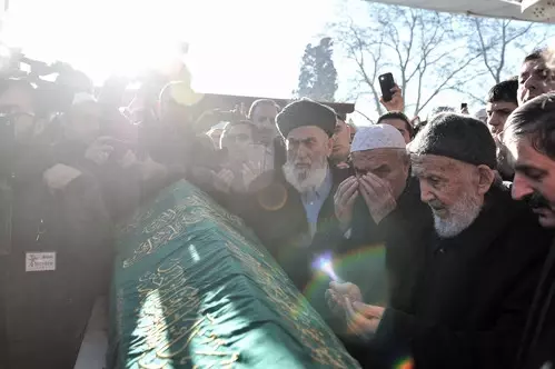 Bediüzzaman'ın Talebesi Ahmet Aytimur, Son Yolculuğuna Uğurlandı