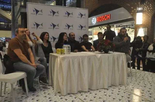 Sevgili Karım' Oyuncuları Forum Mersin'de Sevgili Karım' Oyuncuları Forum Mersin'de