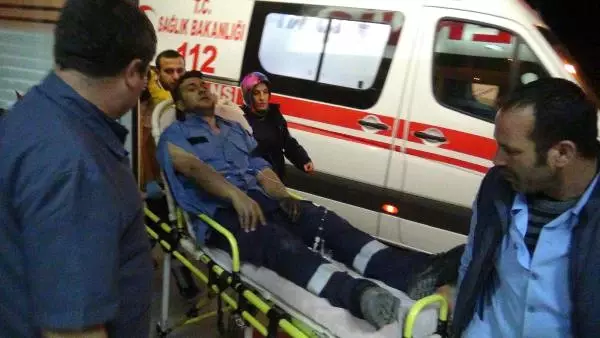 Trafo Teknisyenler İçindeyken Patladı: 2 Yaralı Trafo Teknisyenler İçindeyken Patladı: 2 Yaralı