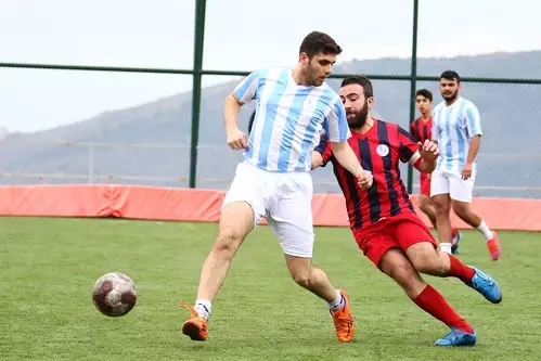 En İyi Türk Futbol Takımı Anketine Katıl. Oylama ...