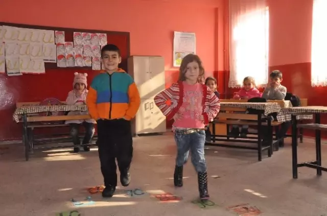 Hülya Öğretmenin Bitlis Kids'i Toplumsal Medyada Fenomen Oldu