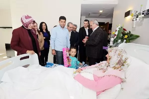 Beşizlerden Birine Erdoğan'ın Annesi Tenzile Adı Verdi Beşizlerden Birine Erdoğan'ın Annesi Tenzile Adı Verdi