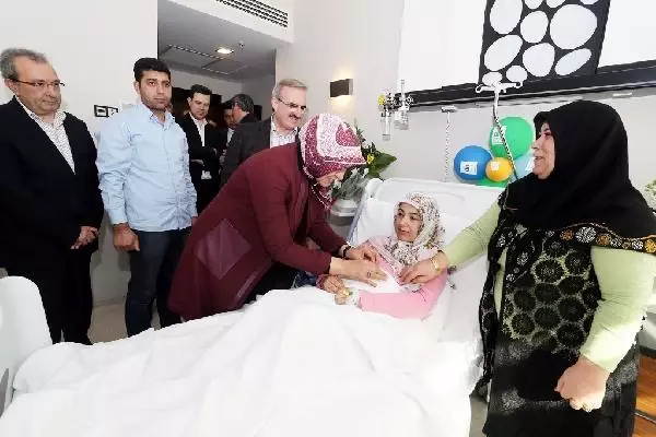Beşizlerden Birine Erdoğan'ın Annesi Tenzile Adı Verdi Beşizlerden Birine Erdoğan'ın Annesi Tenzile Adı Verdi