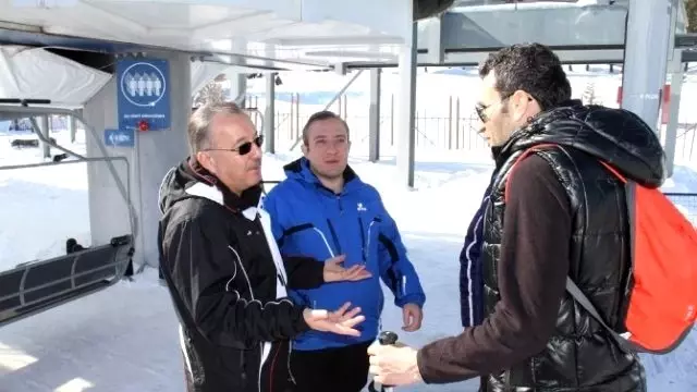 Vali Günay Özdemir, Sarıkamış'ta İncelemelerde Bulundu Vali Günay Özdemir, Sarıkamış'ta İncelemelerde Bulundu