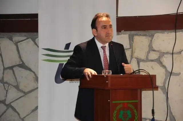 Yerel Kalkınmanın Anahtarı: Yöresel Ürünler' Paneli Yerel Kalkınmanın Anahtarı: Yöresel Ürünler' Paneli