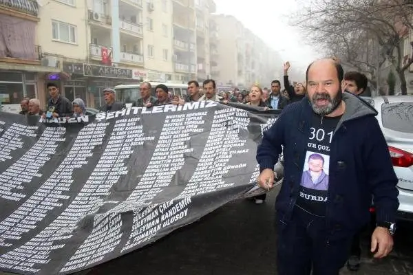 Soma Maden Faciası Davasında, Ailelerin Avukatları 3 Sanık İçin Ceza Artırımı İstedi Soma Maden Faciası Davasında, Ailelerin Avukatları 3 Sanık İçin Ceza Artırımı İstedi