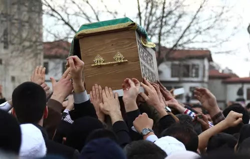 Bediüzzaman'ın Talebesi Said Özdemir, Son Yolculuğuna Uğurlandı