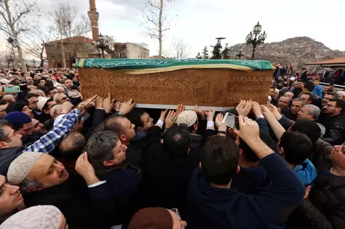 Bediüzzaman'ın Talebesi Said Özdemir, Son Yolculuğuna Uğurlandı