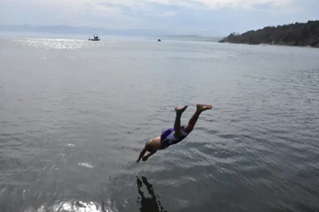 Sinop'ta Şubat Ayında Deniz Keyfi Sinop'ta Şubat Ayında Deniz Keyfi