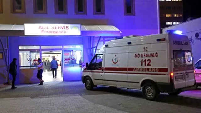 Eve Benzin Döküp Ailesini Rehin Aldı Haberler