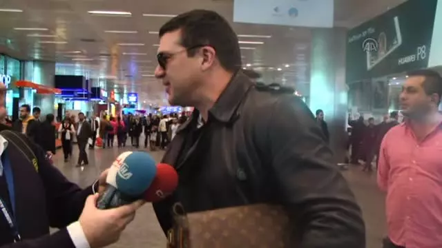 Kıbrıs Asıllı Türk Oyuncu Hassan, Türkiye'ye Geldi
