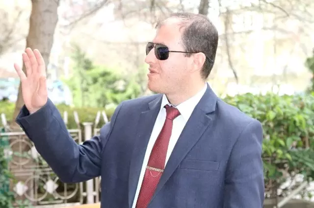 Görme Engelliler Evlenme Konusunda Sıkıntı Çekiyor Görme Engelliler Evlenme Konusunda Sıkıntı Çekiyor