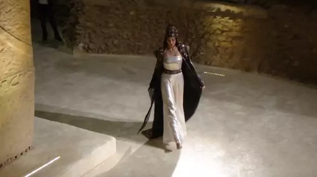 Göbeklitepe'nin Güçlü Kadınları Defilesi Hayranlıkla İzlendi
