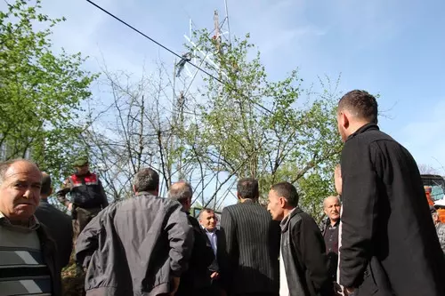 Zonguldak'ta Köylüler Baz İstasyonu İçin Ayaklandı Zonguldak'ta Köylüler Baz İstasyonu İçin Ayaklandı