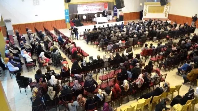 Şehitleri Anma ve Kuran Ziyafeti Programı Düzenlendi Şehitleri Anma ve Kuran Ziyafeti Programı Düzenlendi