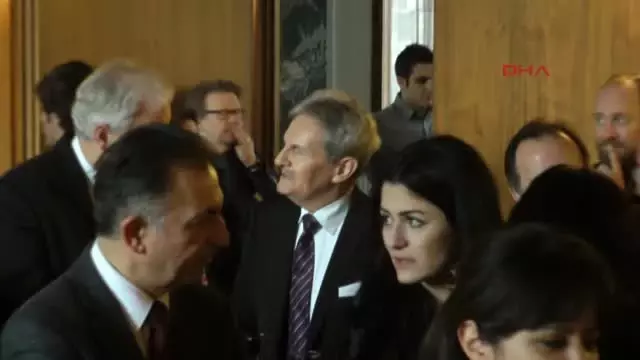 Nürnberg'de Sanatçılar Onuruna Resepsiyon Verildi