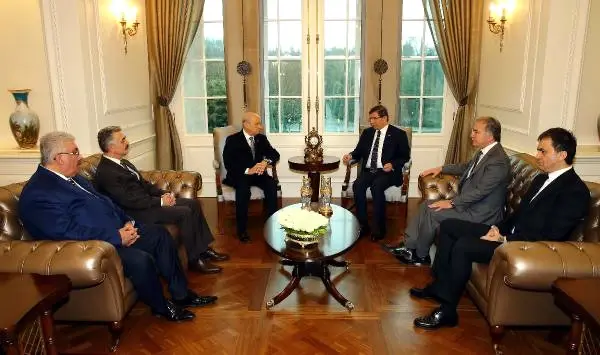 Başbakan Davutoğlu, Bahçeli ile Görüştü Başbakan Davutoğlu, Bahçeli ile Görüştü