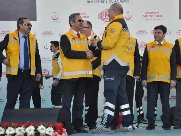 Sivas'ta 20 Kente 80 Ambulans Dağıtım Töreni Yapıldı Sivas'ta 20 Kente 80 Ambulans Dağıtım Töreni Yapıldı