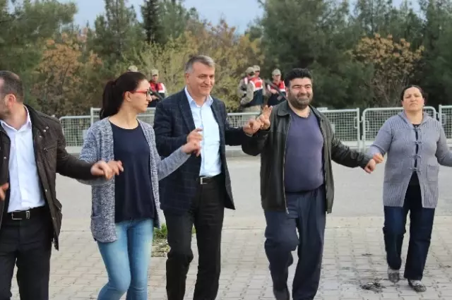 Kahramanmaraş'ta Nevruz Bayramı Sönük Geçti Kahramanmaraş'ta Nevruz Bayramı Sönük Geçti