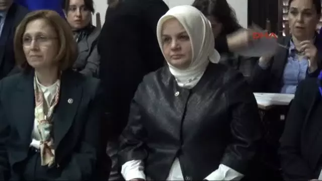 TBMM Komisyonu, Bursa?da Aile ve Boşanmaları İnceliyor TBMM Komisyonu, Bursa?da Aile ve Boşanmaları İnceliyor