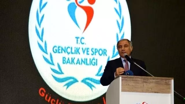 Bakan Ala, Manisa'da 2 Bin 500 Kişilik Spor Salonu Açılışını Yaptı Bakan Ala, Manisa'da 2 Bin 500 Kişilik Spor Salonu Açılışını Yaptı