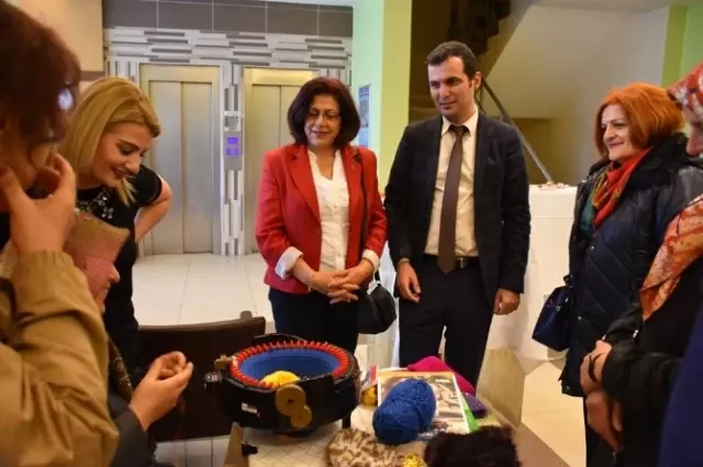 Özlem Özel El Sanatları Sergisi'nin Açılışı Yapıldı