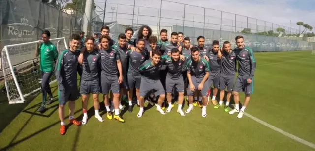 Ümit Milli Takım Slovakya'ya 5-0 Yenildi Ümit Milli Takım Slovakya'ya 5-0 Yenildi