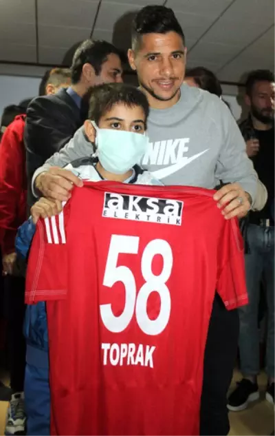 Mesut Bakkal: Çocuklar İnşallah Uğur Getirir