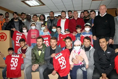 Mesut Bakkal: Çocuklar İnşallah Uğur Getirir