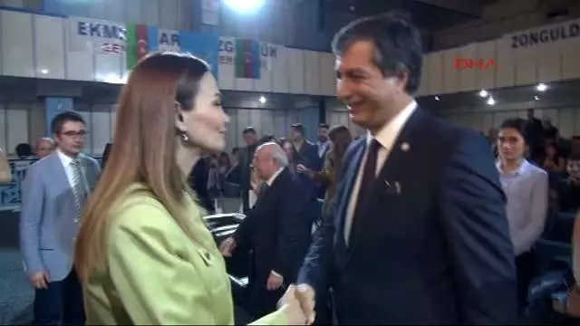 Zonguldak Azerbeycanlı Vekil Paşayeva: Bugün Türkiye'ye Sahip Çıkma Günü Zonguldak Azerbeycanlı Vekil Paşayeva: Bugün Türkiye'ye Sahip Çıkma Günü