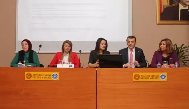AK Parti Milletvekilleri Teşkilat ve Vatandaşla Buluşuyor AK Parti Milletvekilleri Teşkilat ve Vatandaşla Buluşuyor
