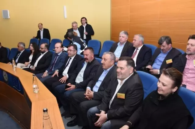 AK Parti Belediye Meclisini Takip Etti AK Parti Belediye Meclisini Takip Etti