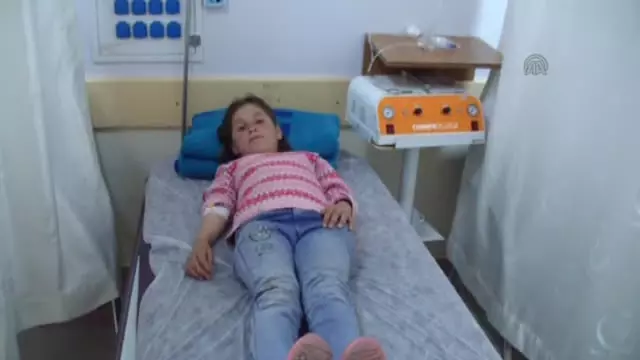 Gıda Zehirlenmesi Şüphesi: 90 Öğrenci Hastaneye Kaldırıldı