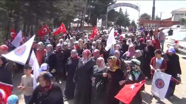 Amasya'daki Maden İşçilerinin Protestosu Devam Ediyor Amasya'daki Maden İşçilerinin Protestosu Devam Ediyor