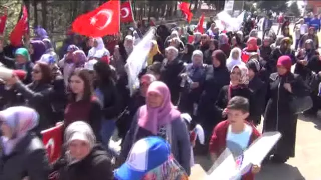 Amasya'daki Maden İşçilerinin Protestosu Devam Ediyor Amasya'daki Maden İşçilerinin Protestosu Devam Ediyor