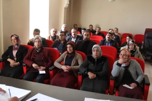 Başkale Belediye Meclisi Toplandı Başkale Belediye Meclisi Toplandı