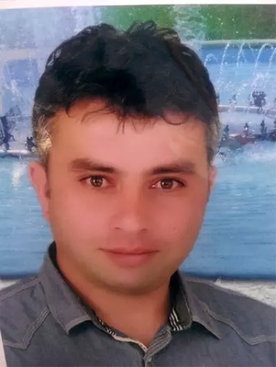 Şehit Düşen Emniyet Amiri Geride 3 Yetim Bıraktı Şehit Düşen Emniyet Amiri Geride 3 Yetim Bıraktı