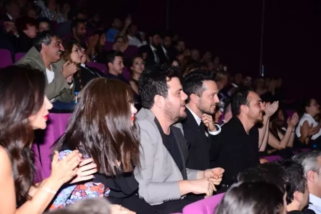 Sezonun Son Komedi Filmi Sezonun Son Komedi Filmi