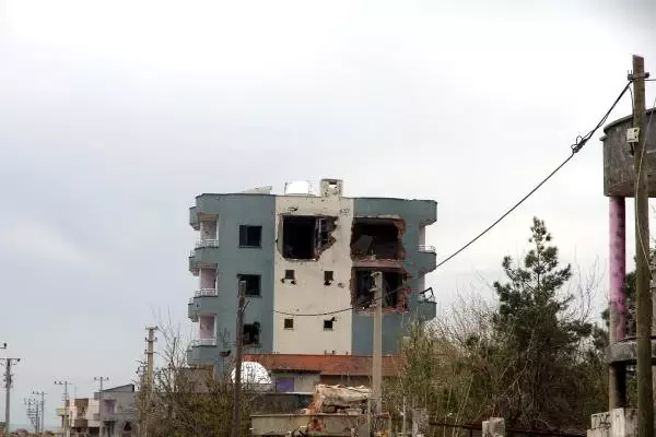 İdil'de Hasarlı Evler İçin Tespit İsteği İdil'de Hasarlı Evler İçin Tespit İsteği