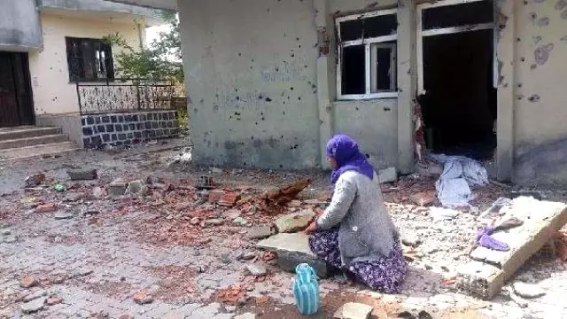 İdil'de Hasarlı Evler İçin Tespit İsteği İdil'de Hasarlı Evler İçin Tespit İsteği