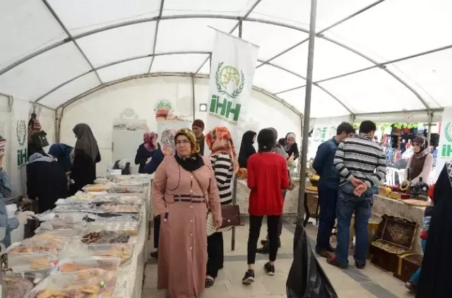 İhh'dan Yetimler İçin Kermes İhh'dan Yetimler İçin Kermes