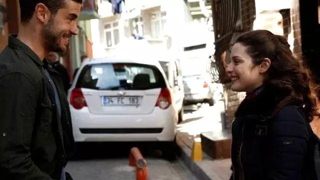 İlişki Durumu Karışık 38. Bölüm Fragmanında Ayşegül'ün İntikamı! - İzle