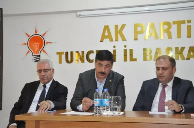 Tunceli'de 'Yeni Türkiye'de Sivil Toplum Buluşmaları' Toplantısı Yapıldı Tunceli'de 'Yeni Türkiye'de Sivil Toplum Buluşmaları' Toplantısı Yapıldı