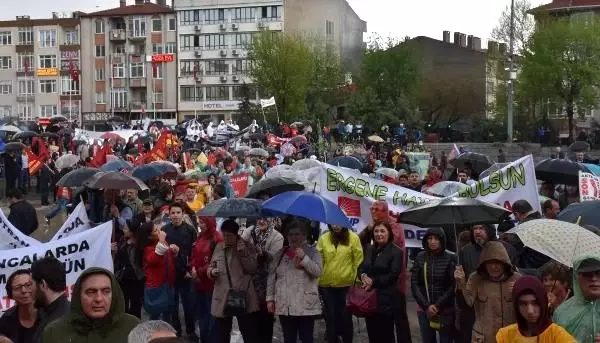 Lüleburgaz'da Termik Santralleri Protesto Yürüyüşü Lüleburgaz'da Termik Santralleri Protesto Yürüyüşü